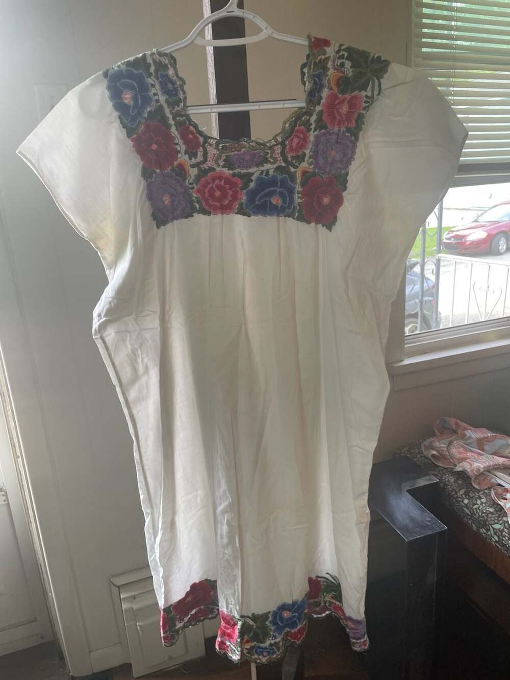 Vintage 1970s Mexican Floral Embroidered Tunic Mini Dress
